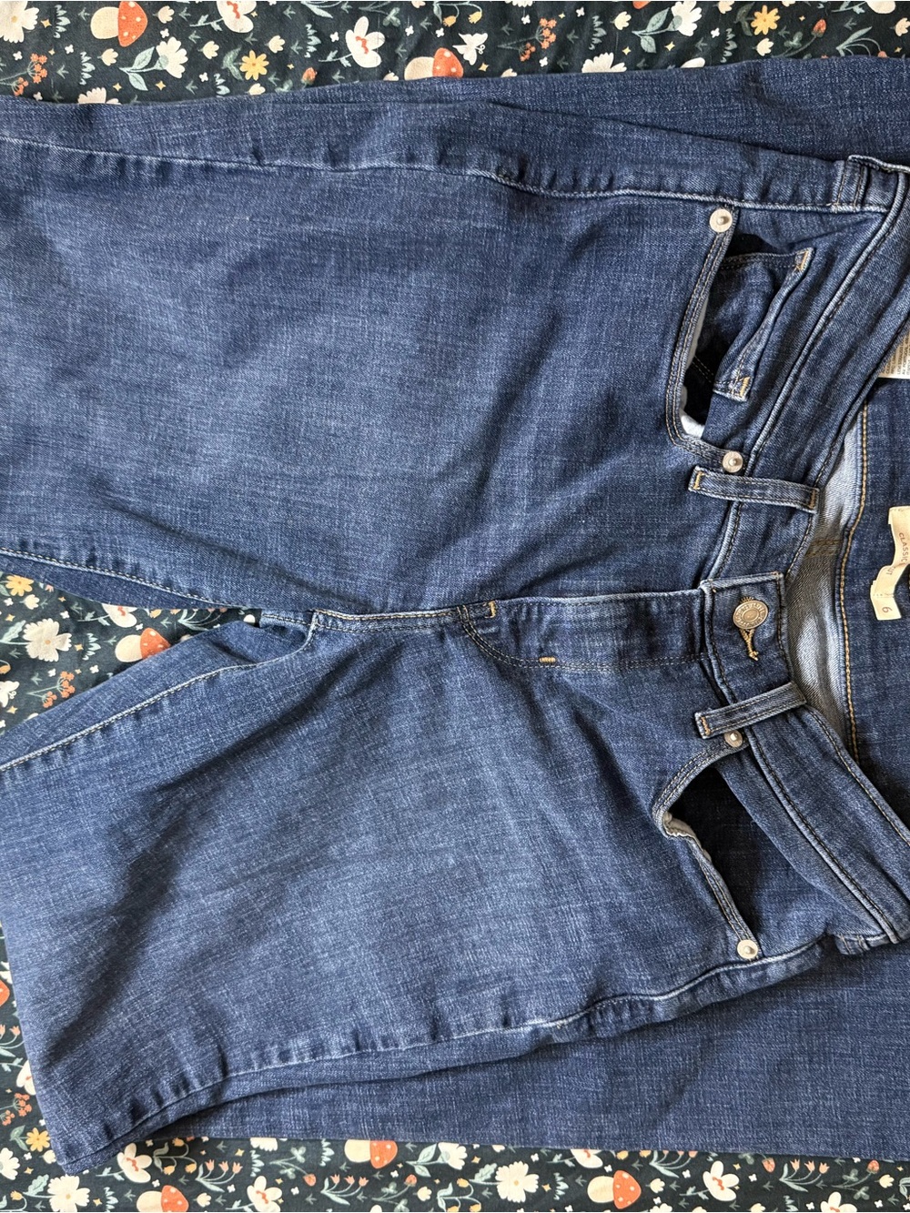 Levi's Women's Bootcut Jeans in Dark Blue Wash